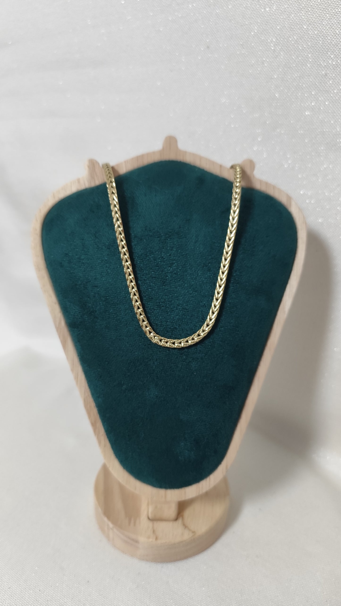 Bella Necklace