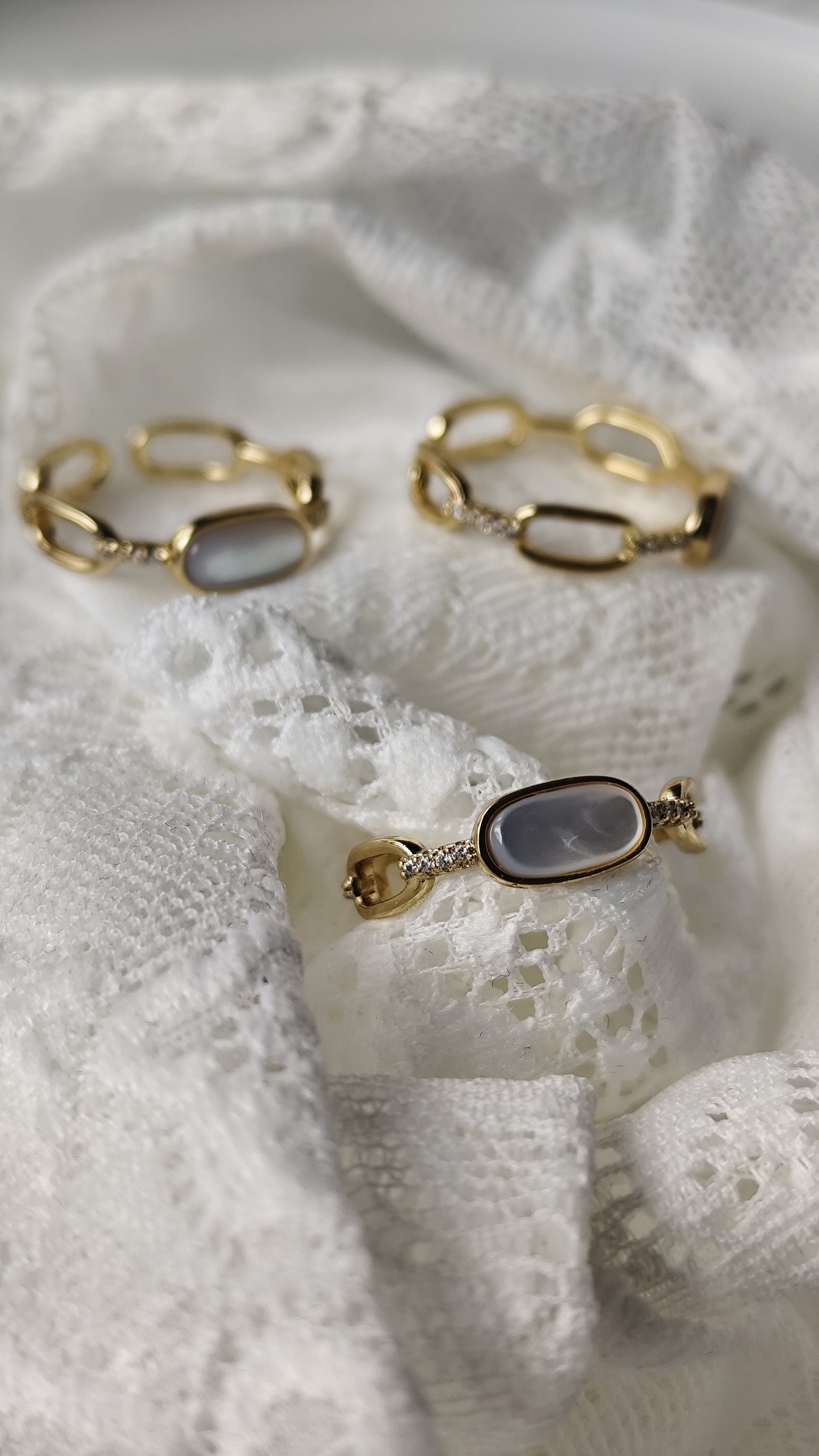 Onesize White Stone Ring