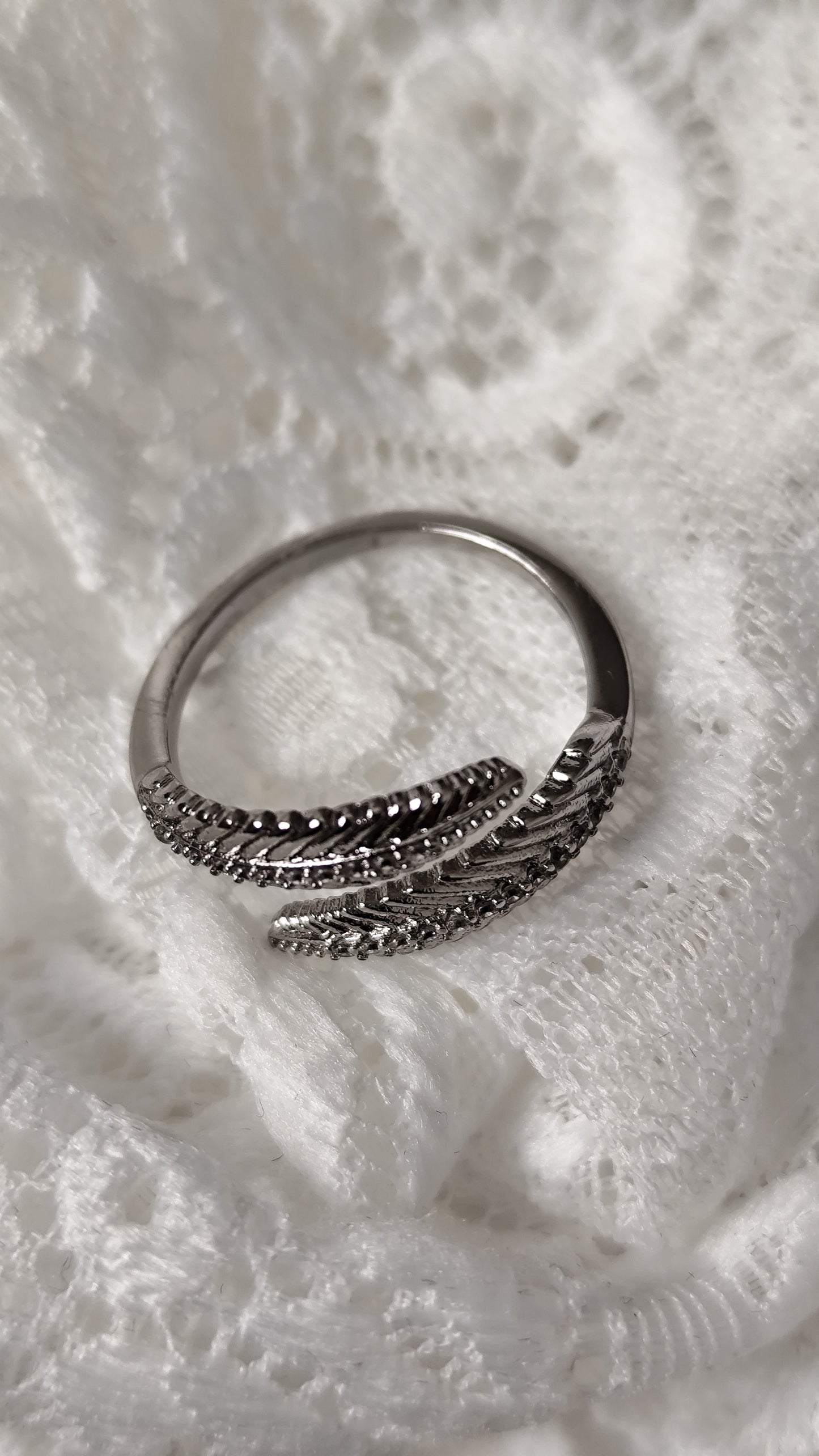 Onesize Leaf Ring