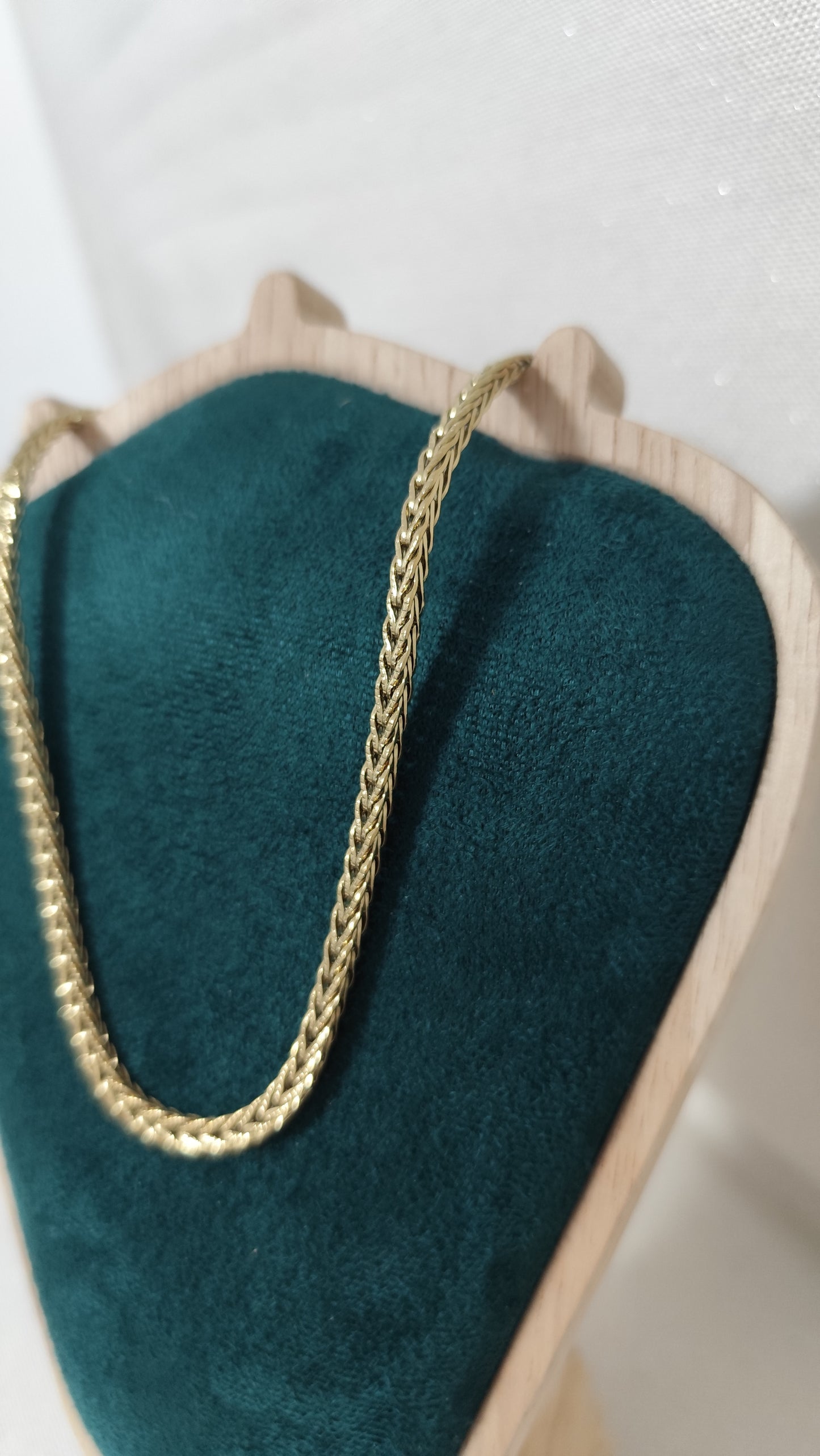 Bella Necklace