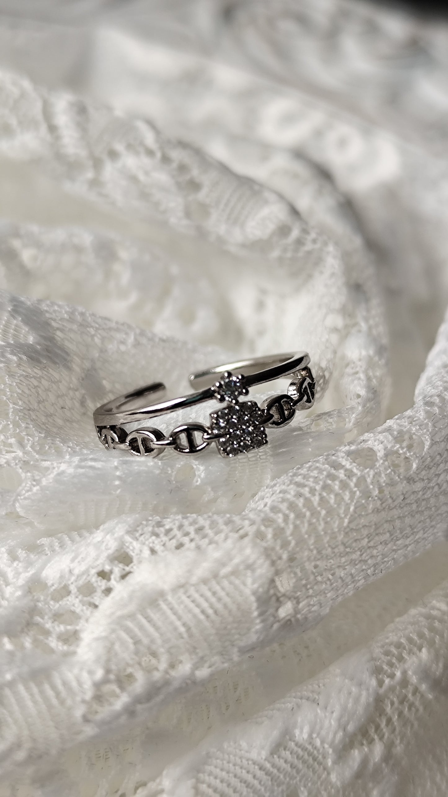 Sissy Ring