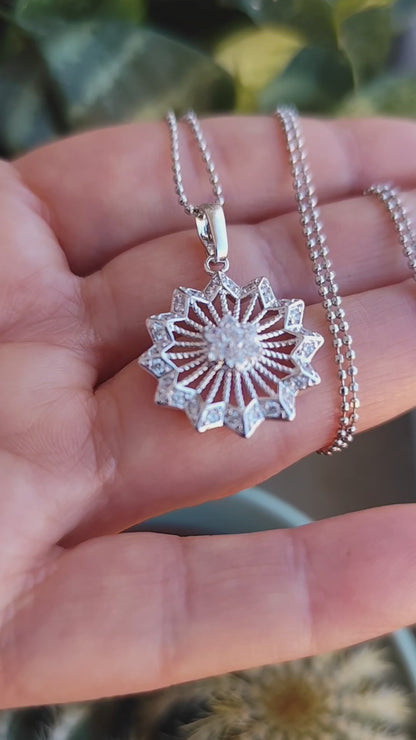 Emy Pendant