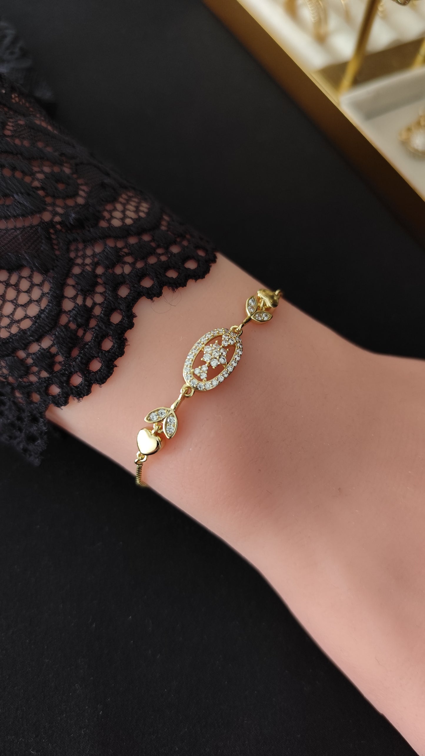 Sissy Bracelet