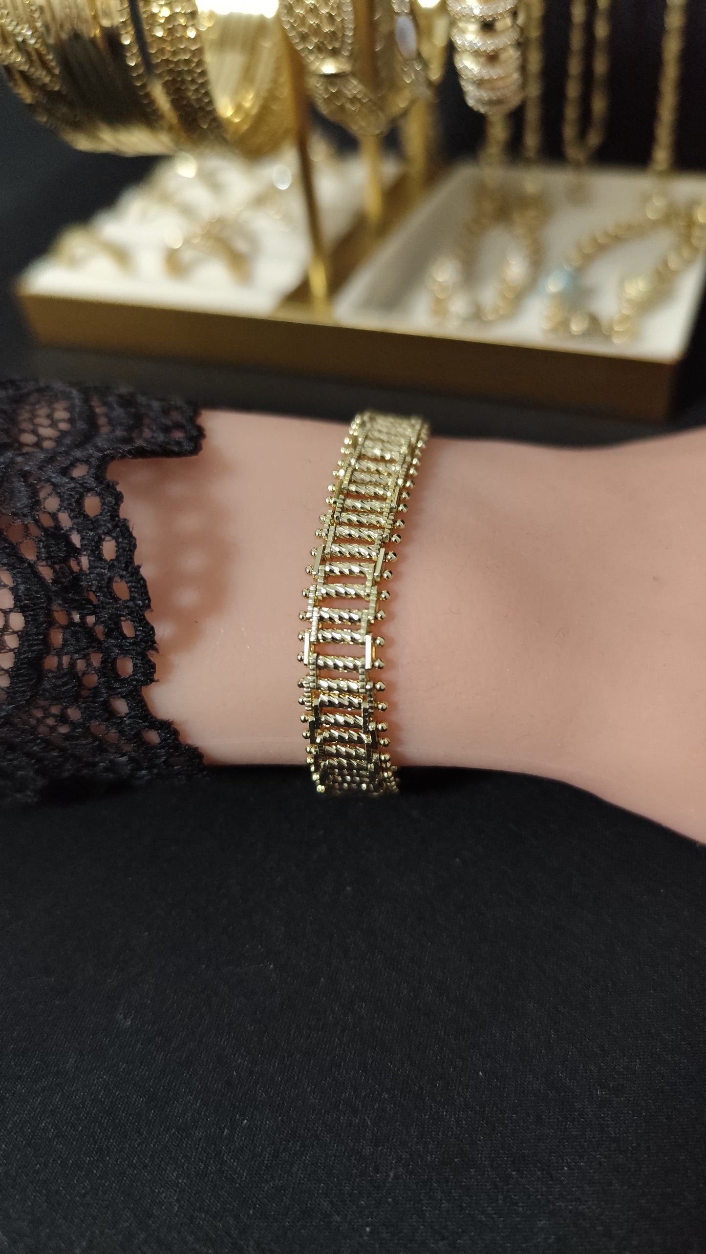 Lily Bracelet