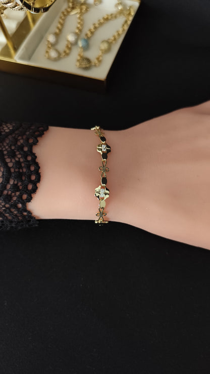 Sierre Bracelet