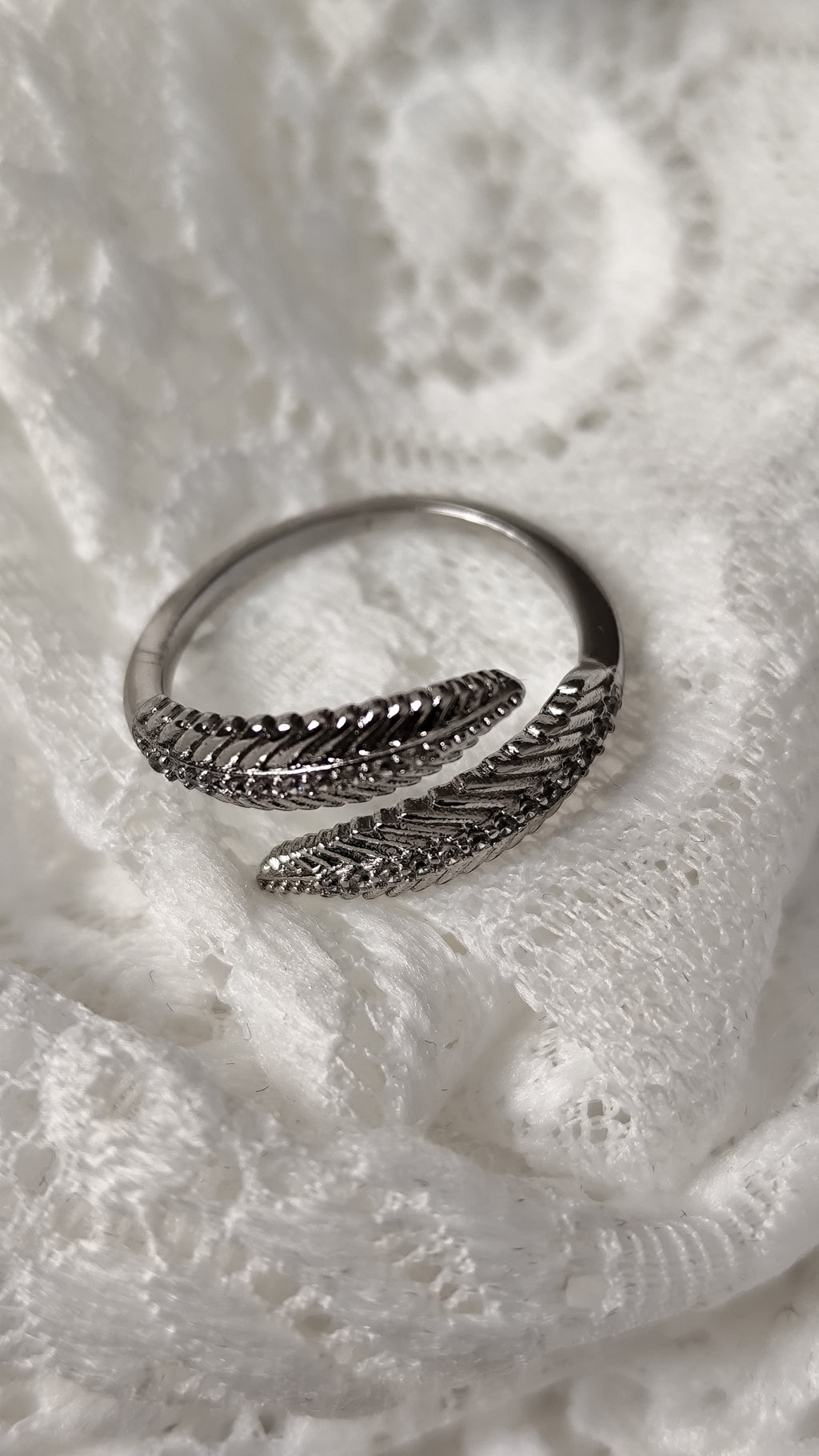 Onesize Leaf Ring