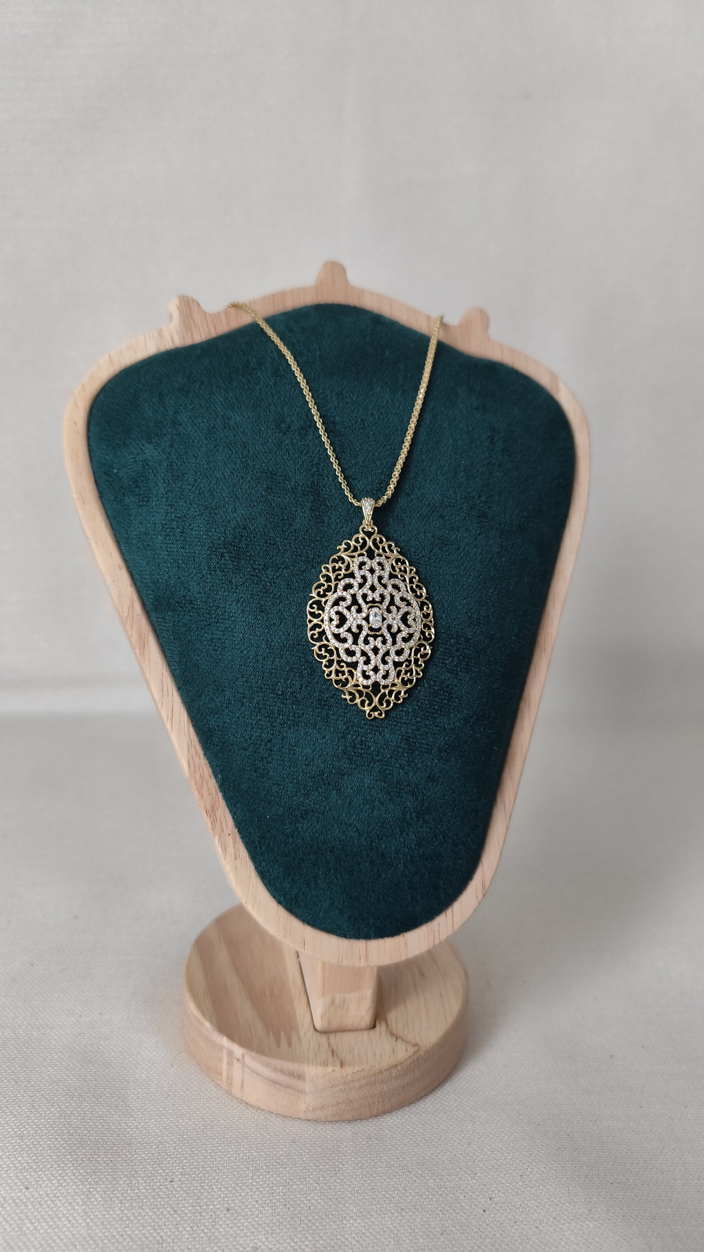 Elegant Pendant