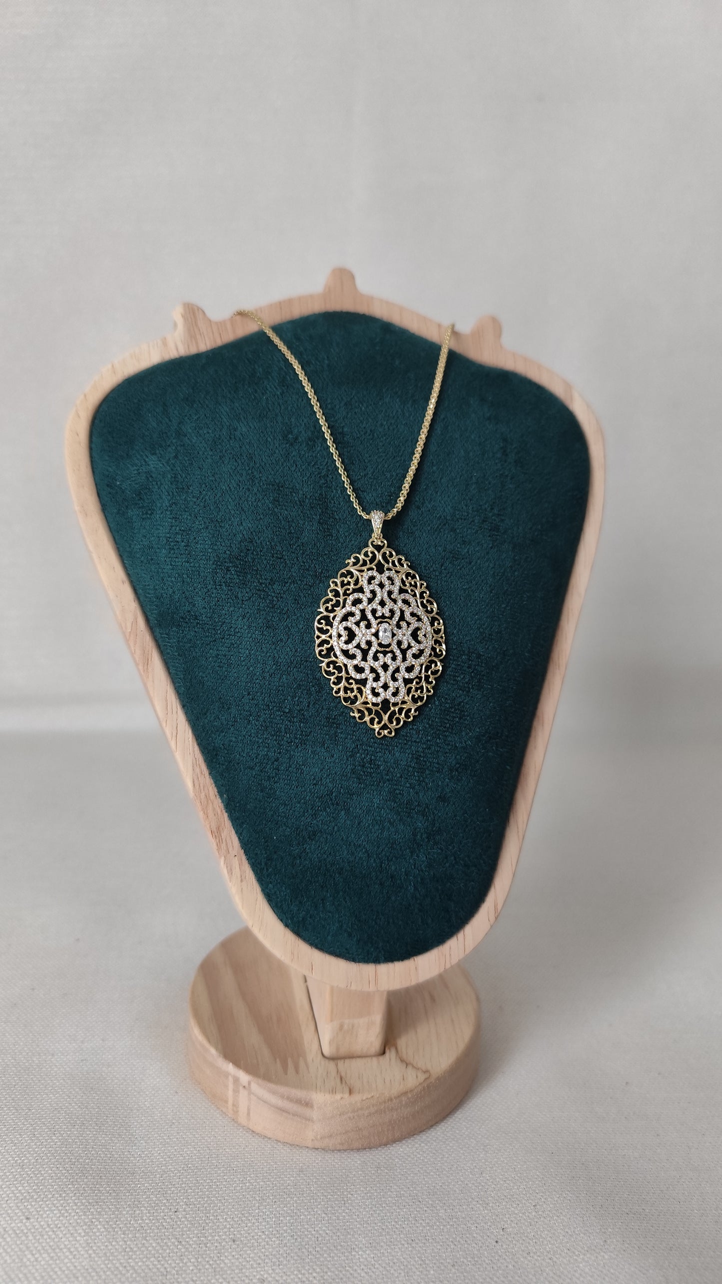 Elegant Pendant