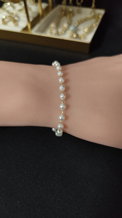 İnci Bracelet
