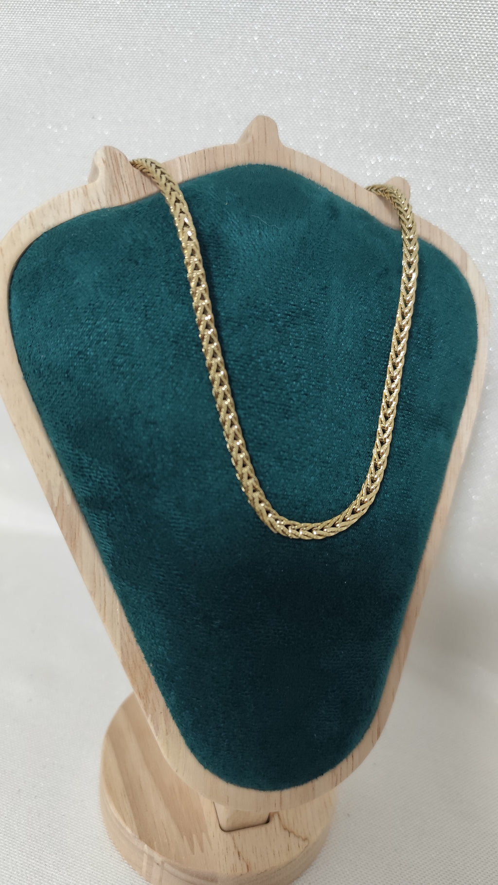 Bella Necklace