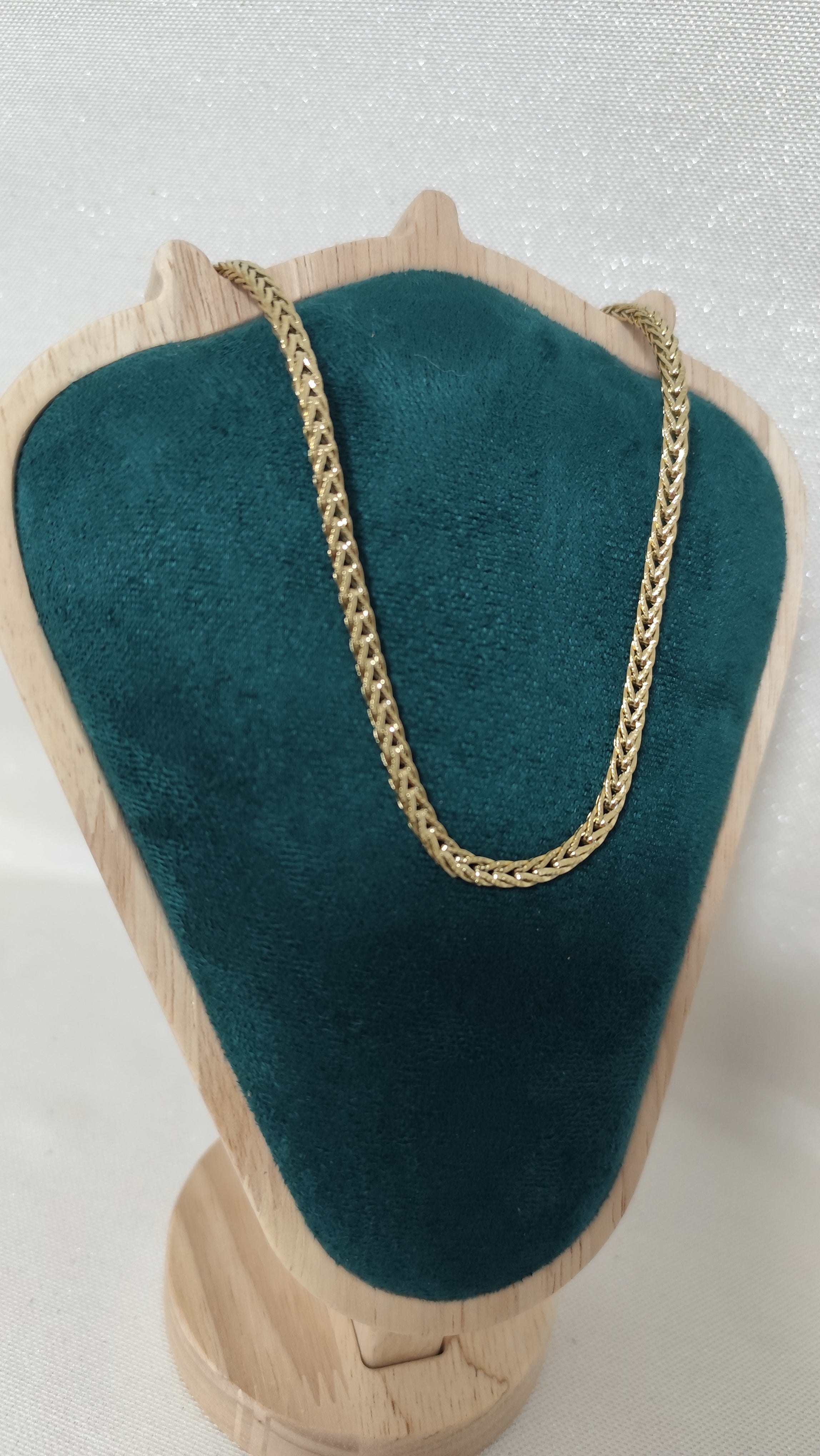 Bella Necklace