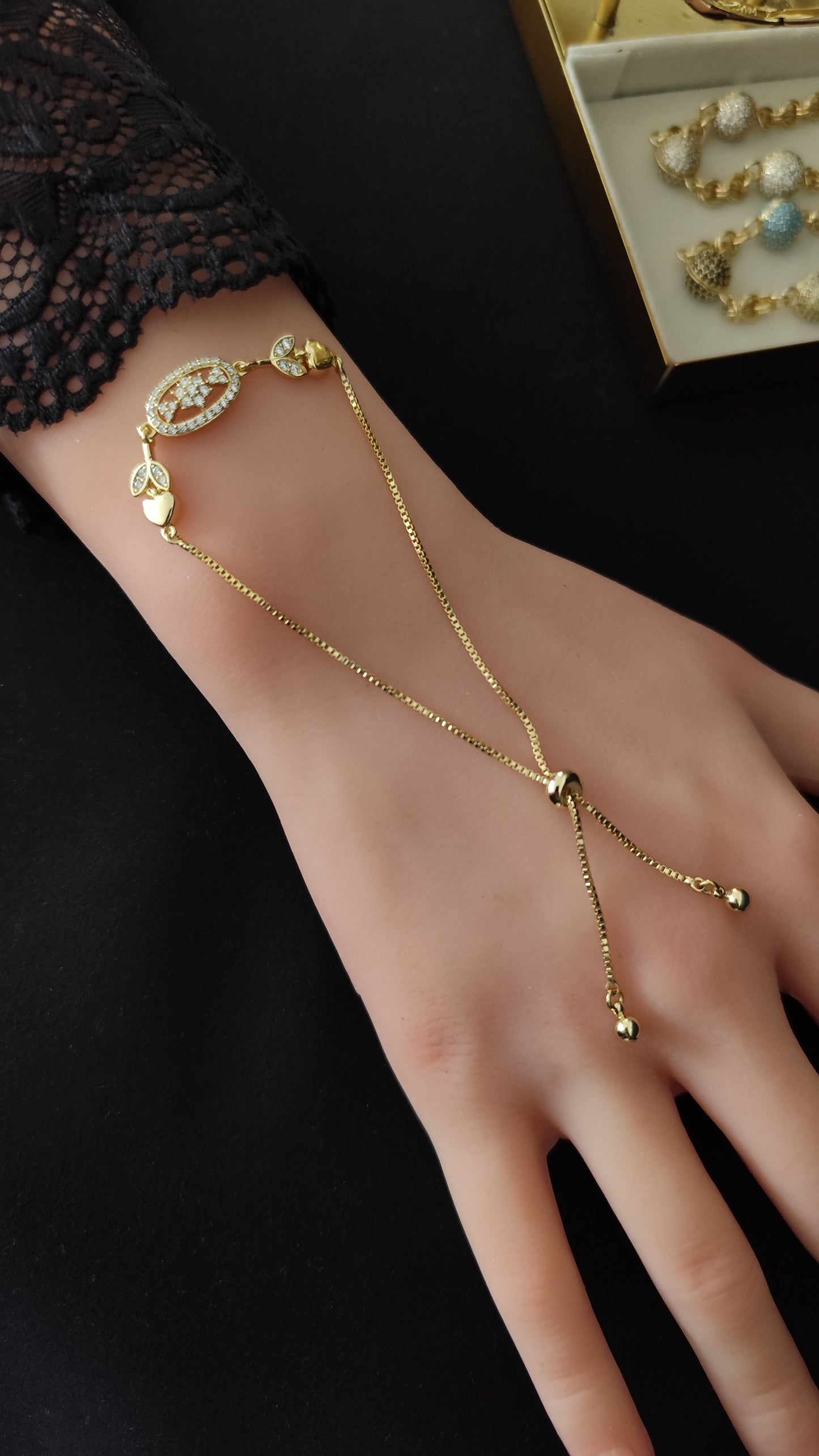 Sissy Bracelet