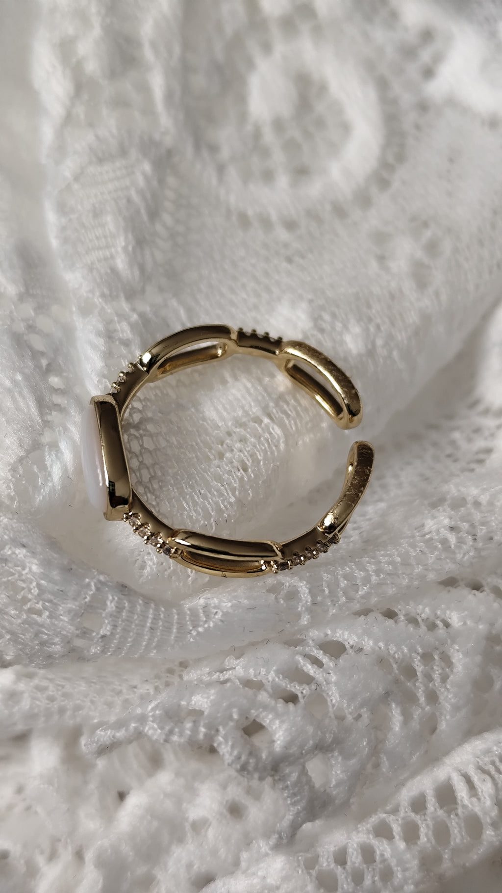 Onesize White Stone Ring