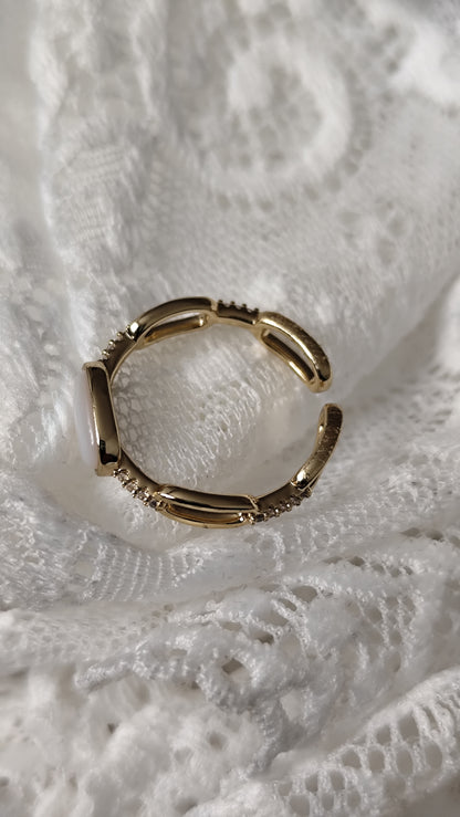 Onesize White Stone Ring