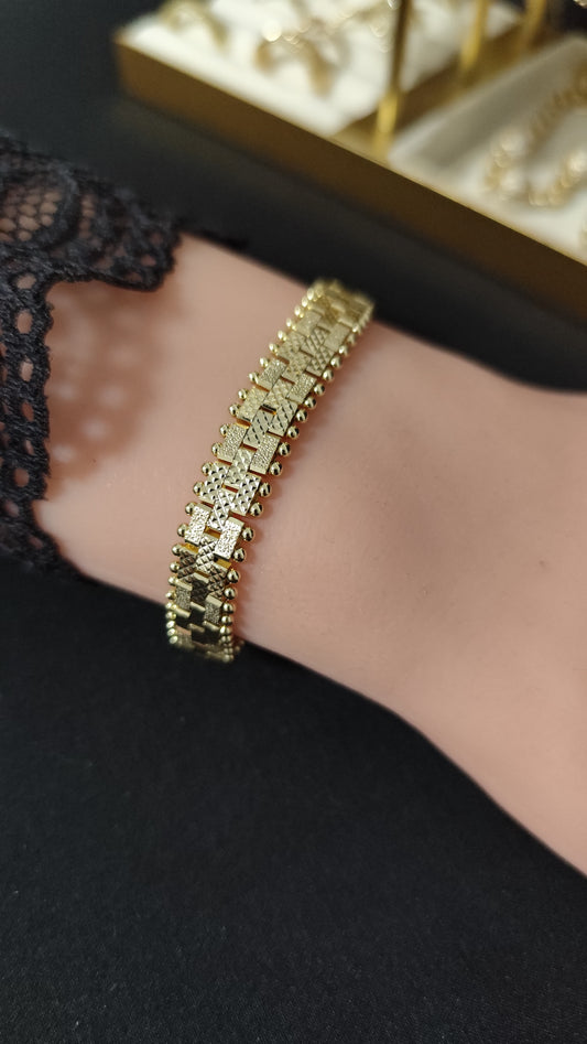 Elegant Bracelet