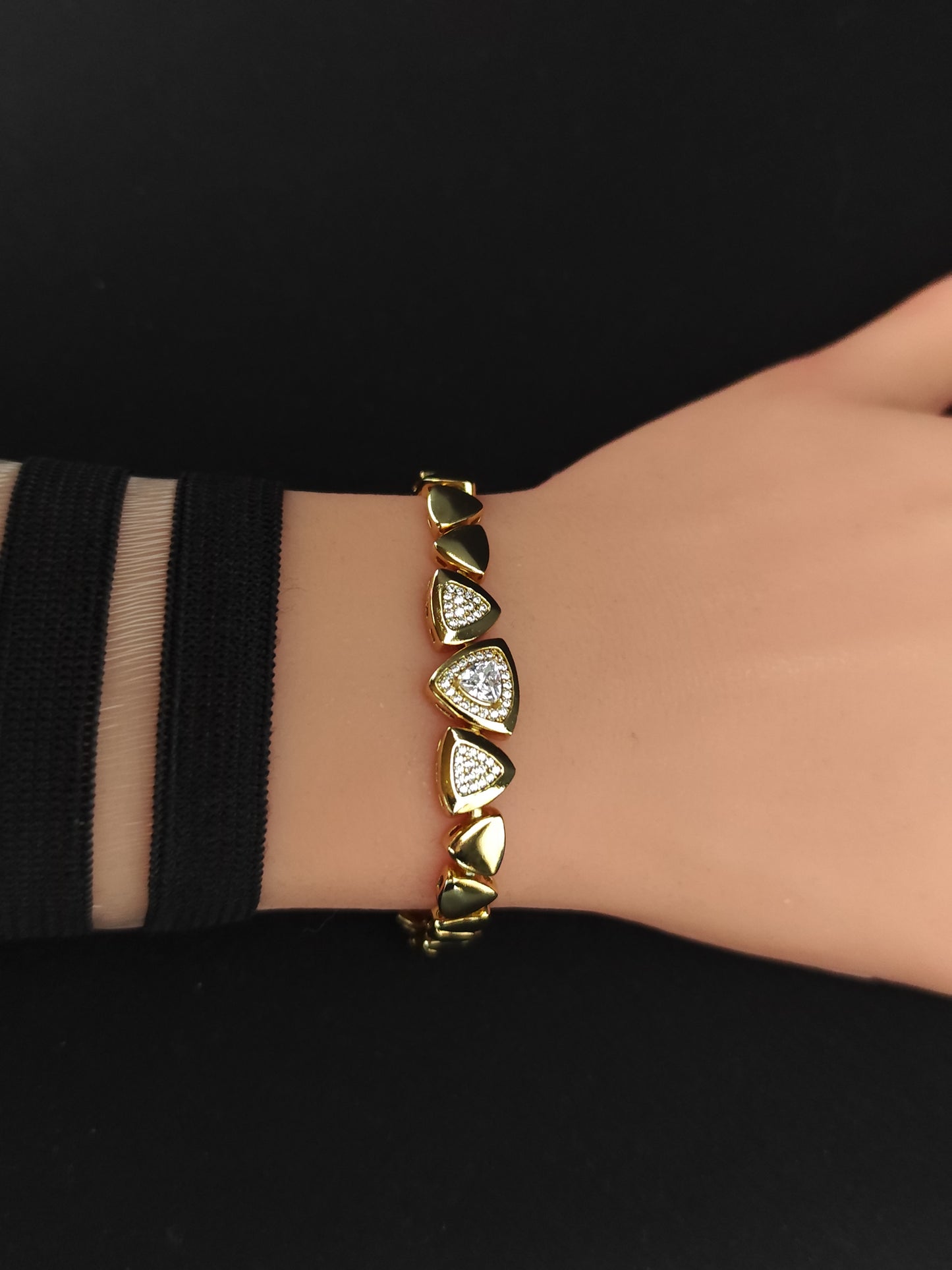 Triangel Bracelet
