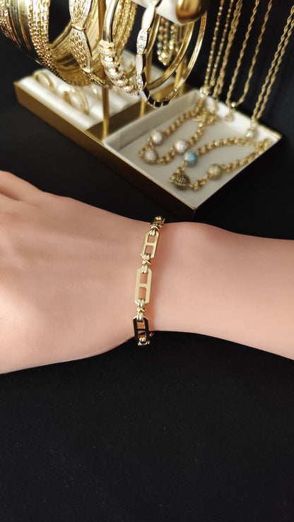 Ece Bracelet