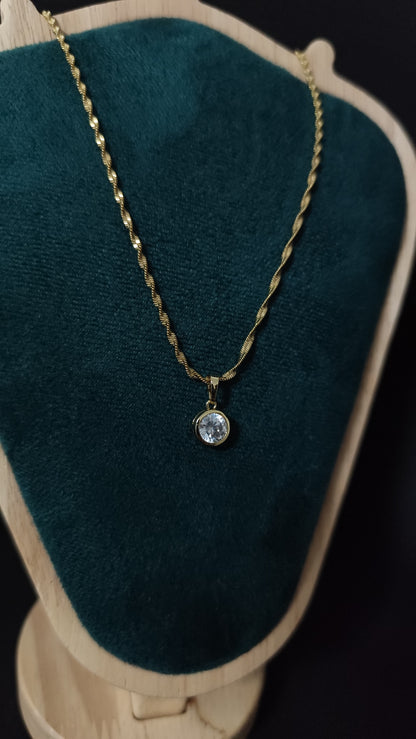 Sissy Pendant