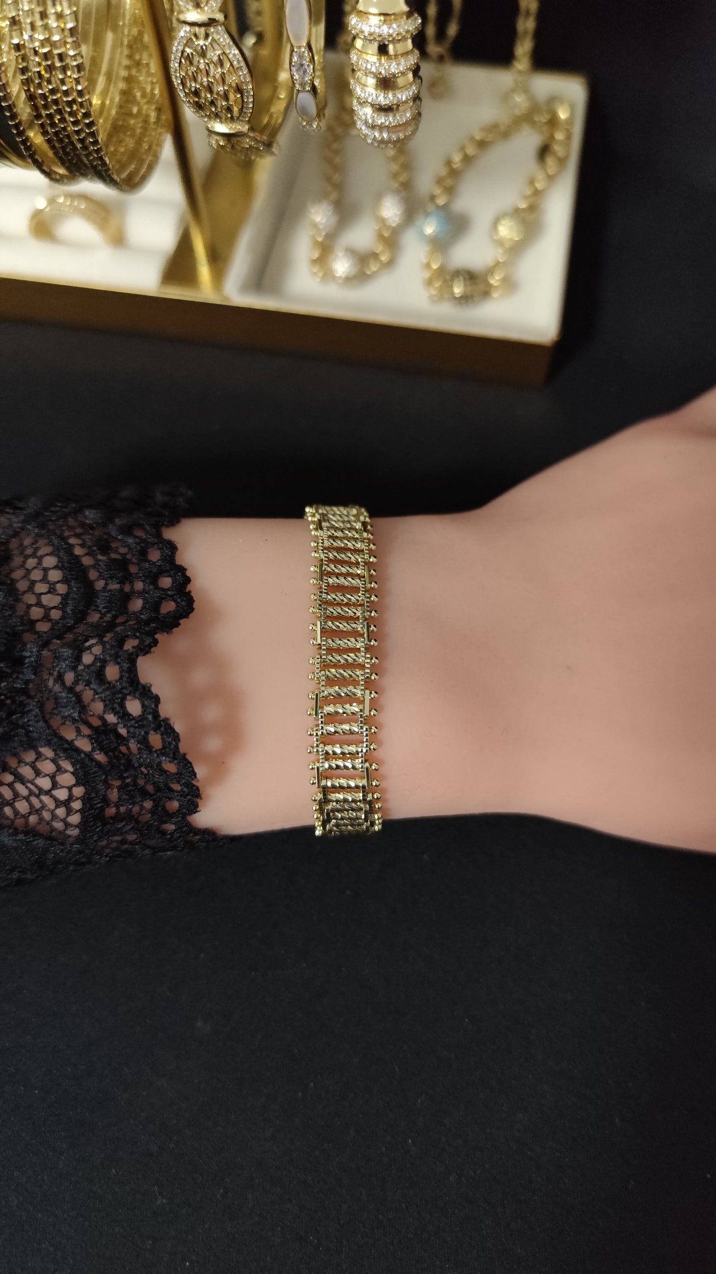 Lily Bracelet