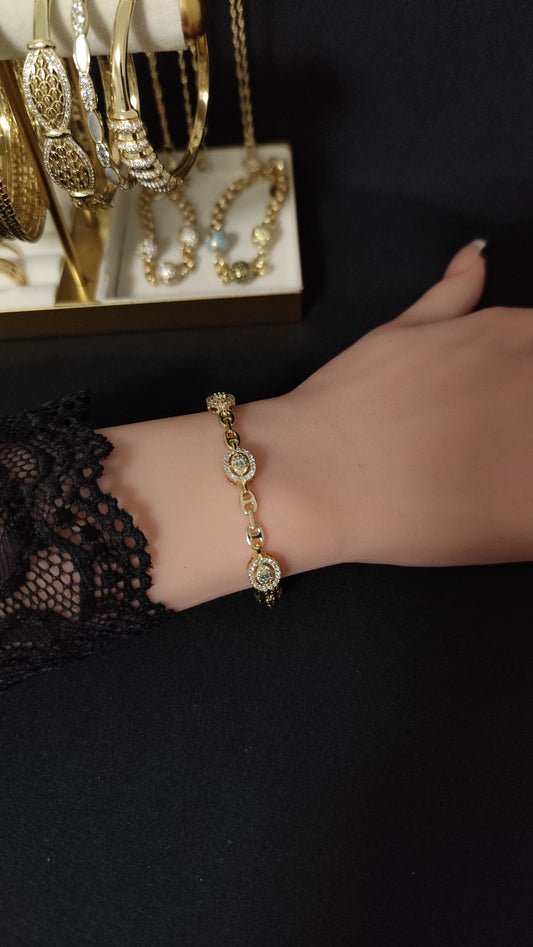 Queen Braclet
