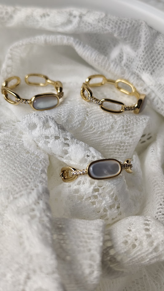 Onesize White Stone Ring