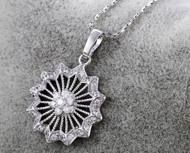 Emy Pendant