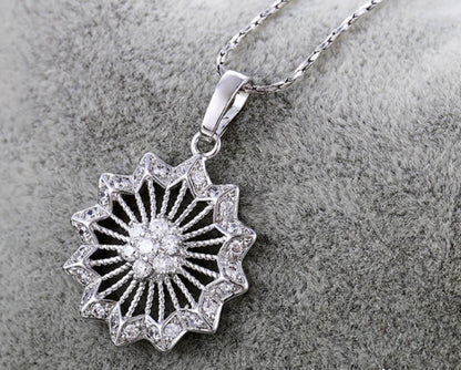 Emy Pendant