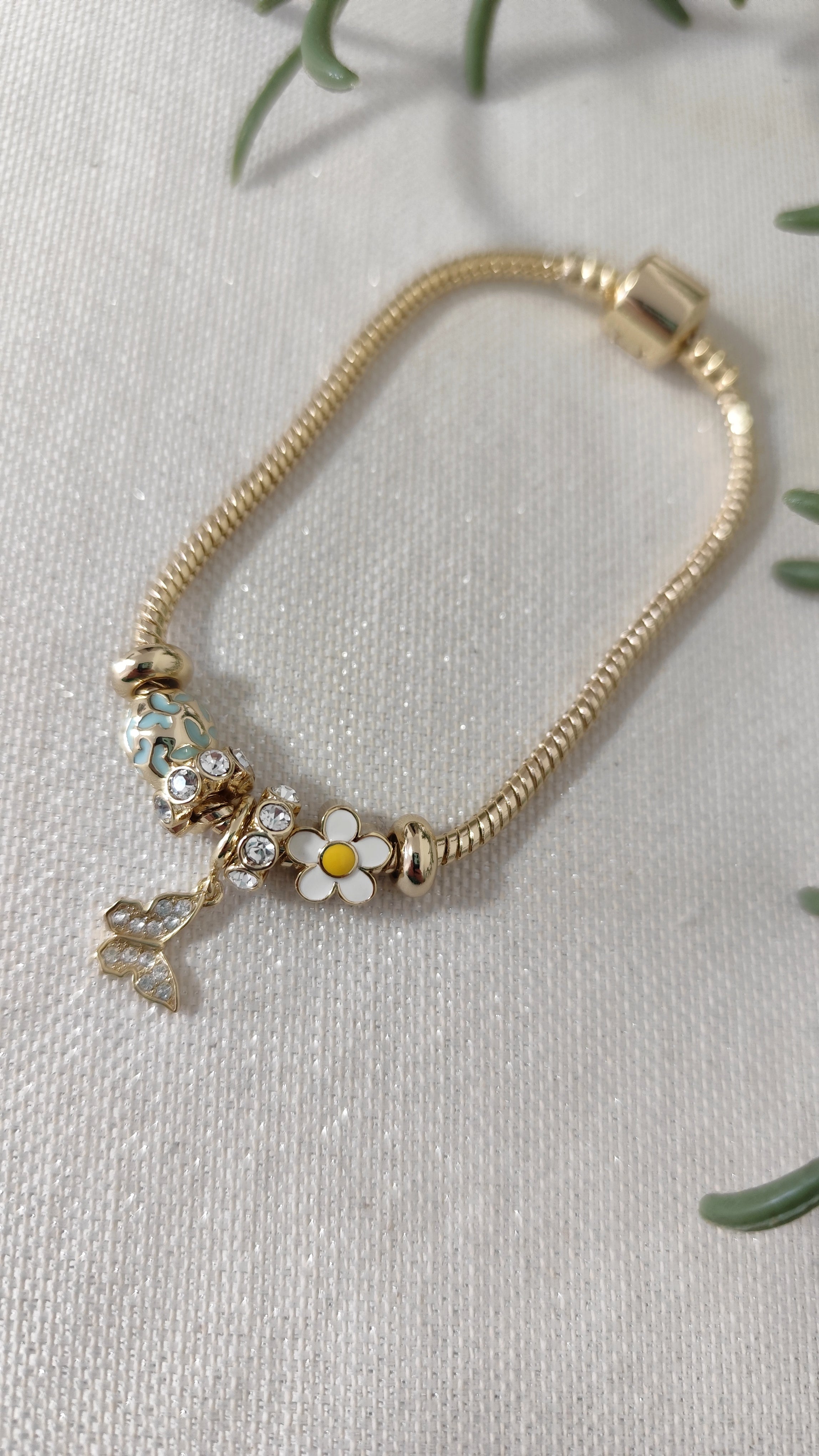 Flower With Mini Butterfly Bracelet