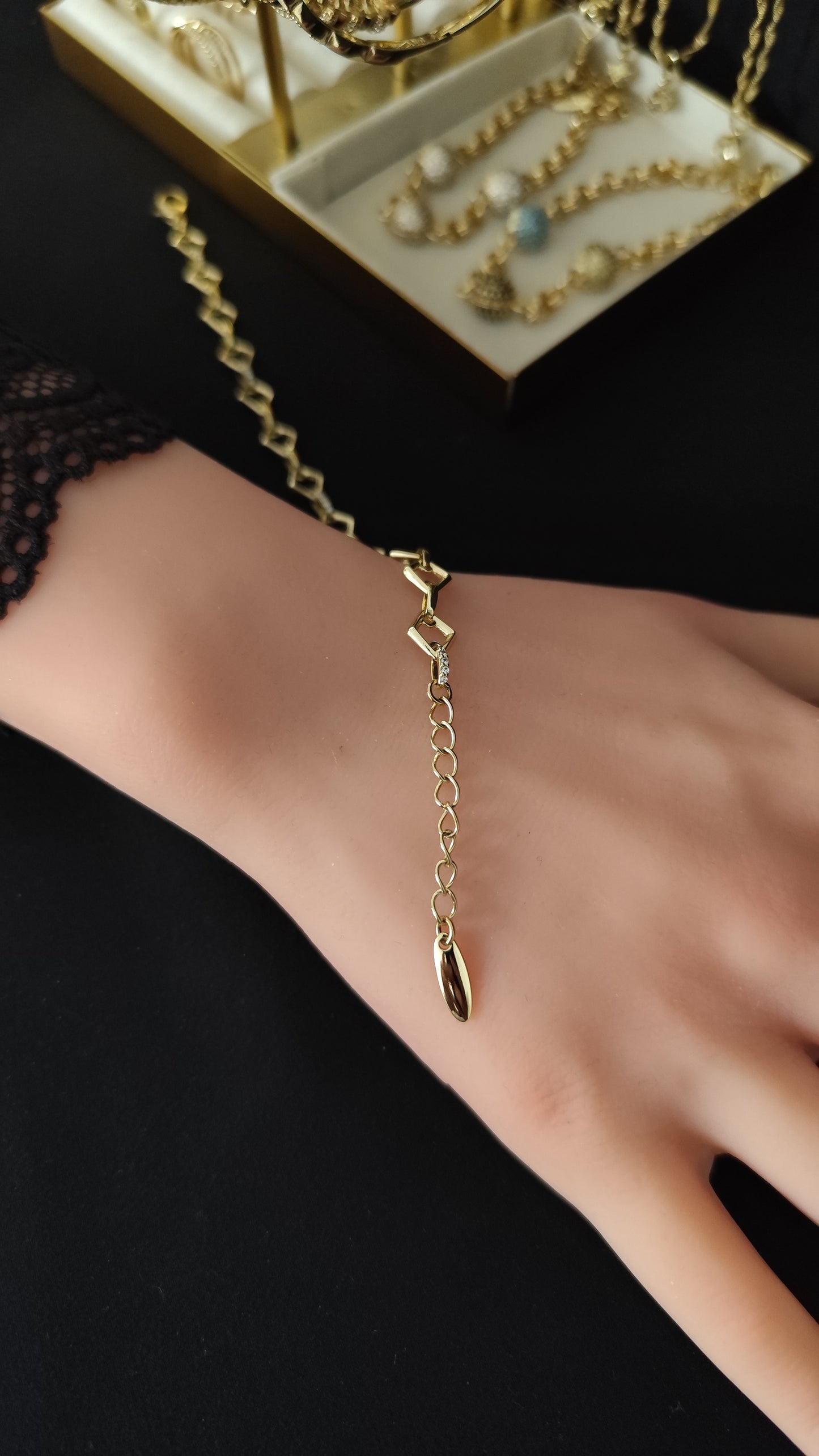 Colmar Bracelet
