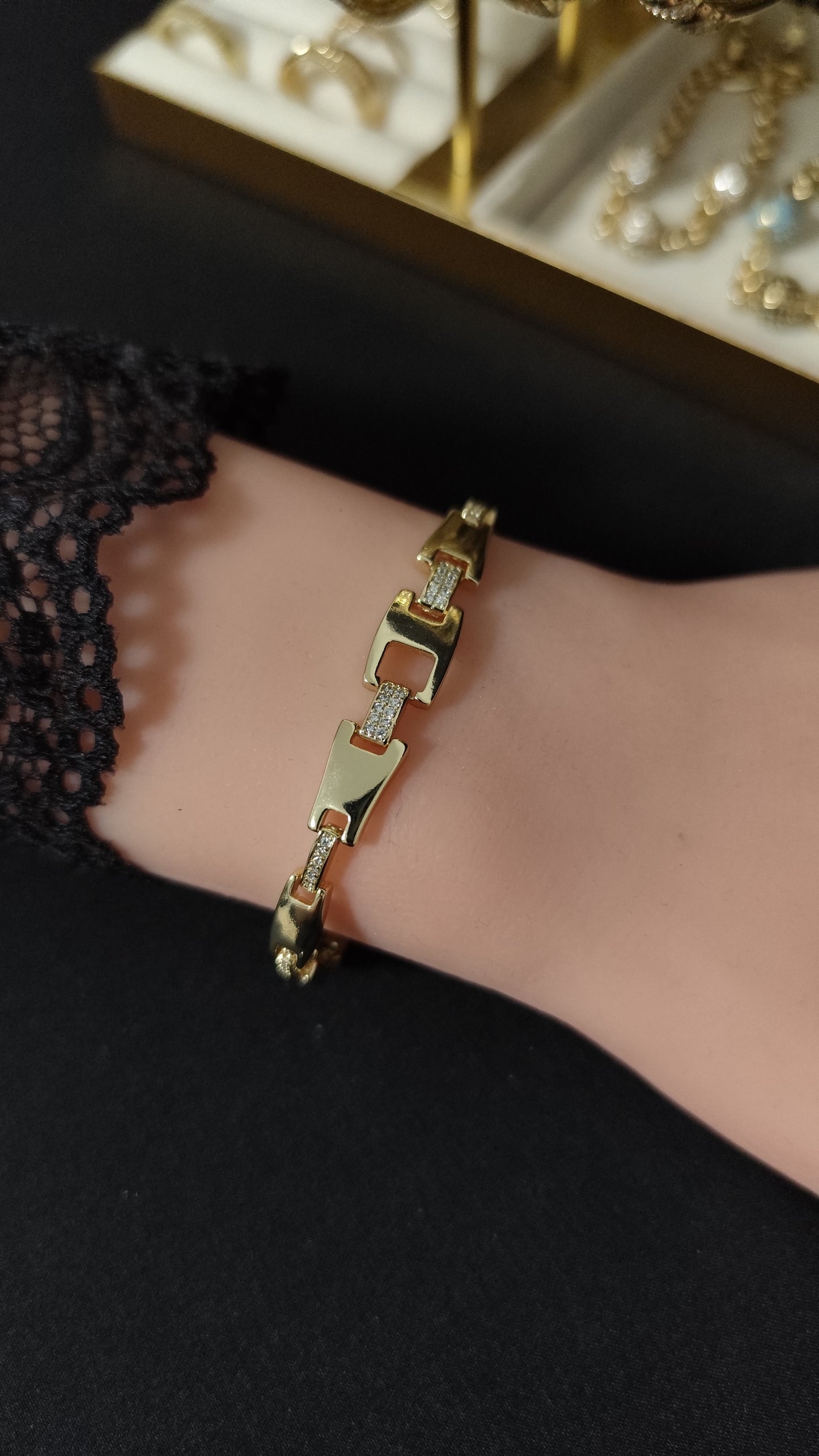 Viyana Bracelet