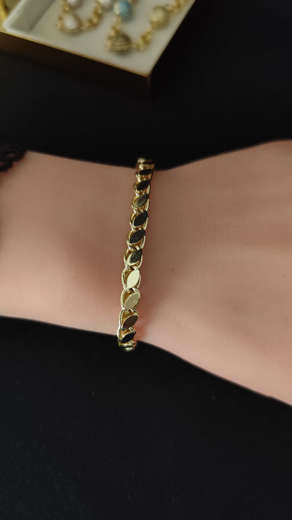 Arpa Bracelet