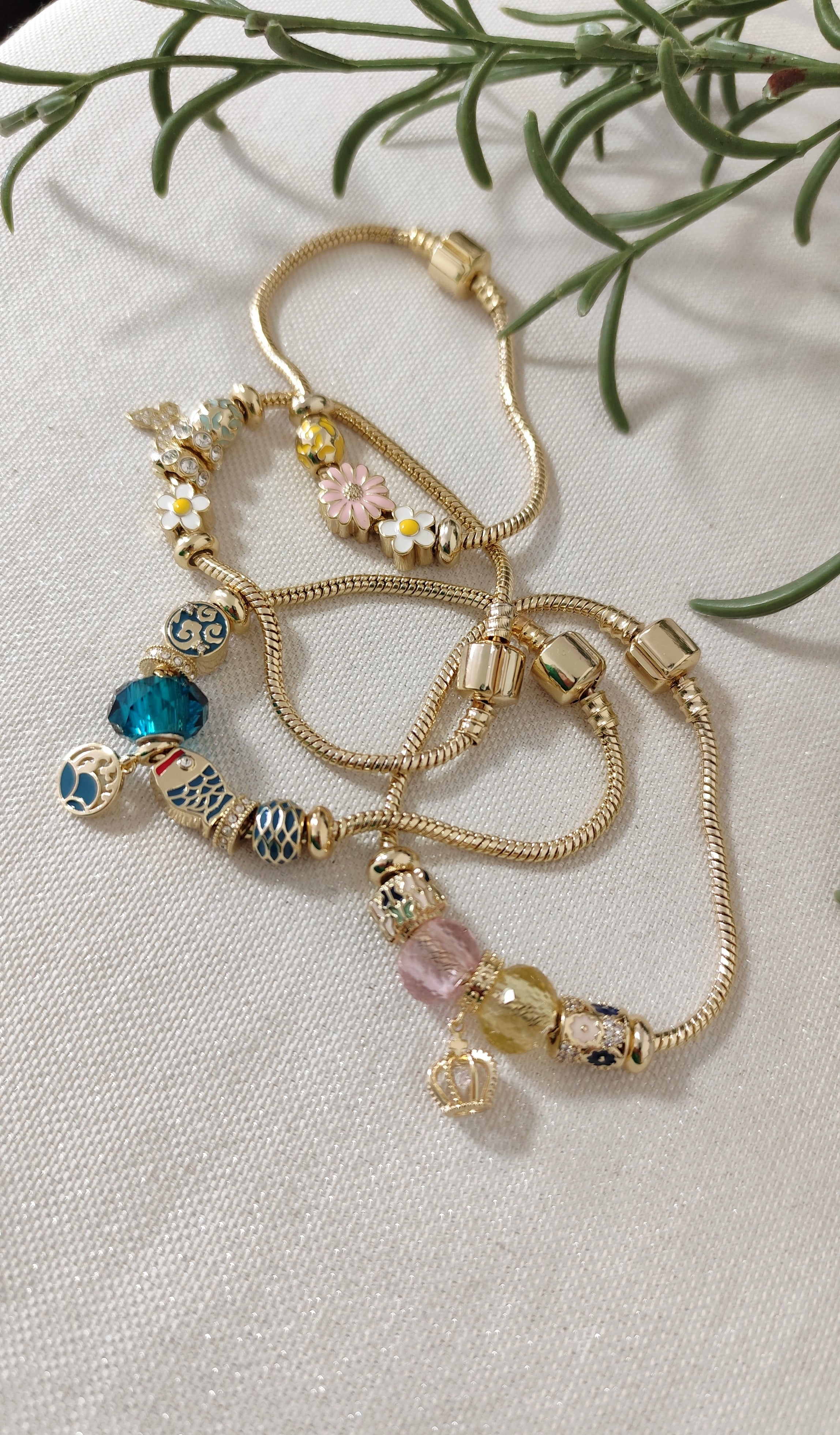Flower With Mini Butterfly Bracelet