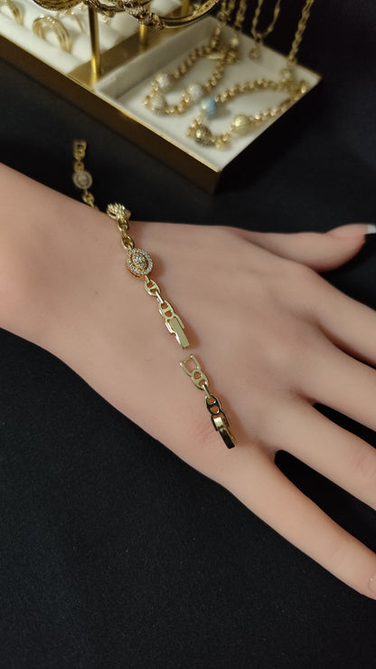 Queen Braclet