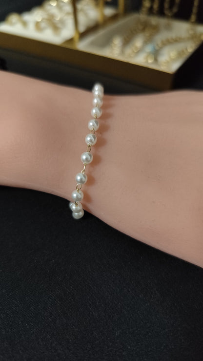 İnci Bracelet