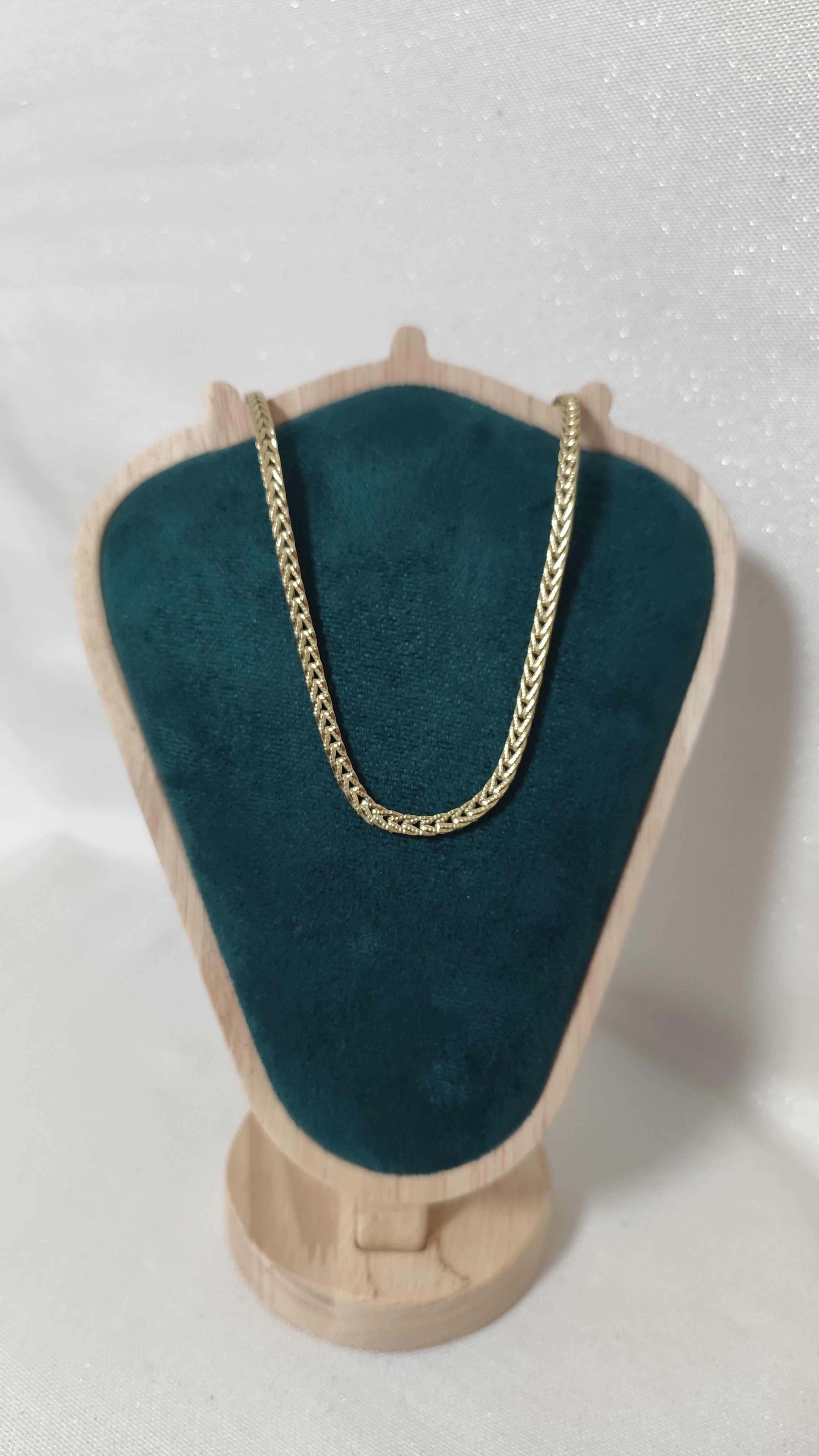 Bella Necklace