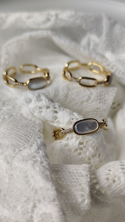 Onesize White Stone Ring