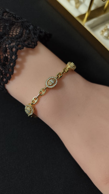 Queen Braclet