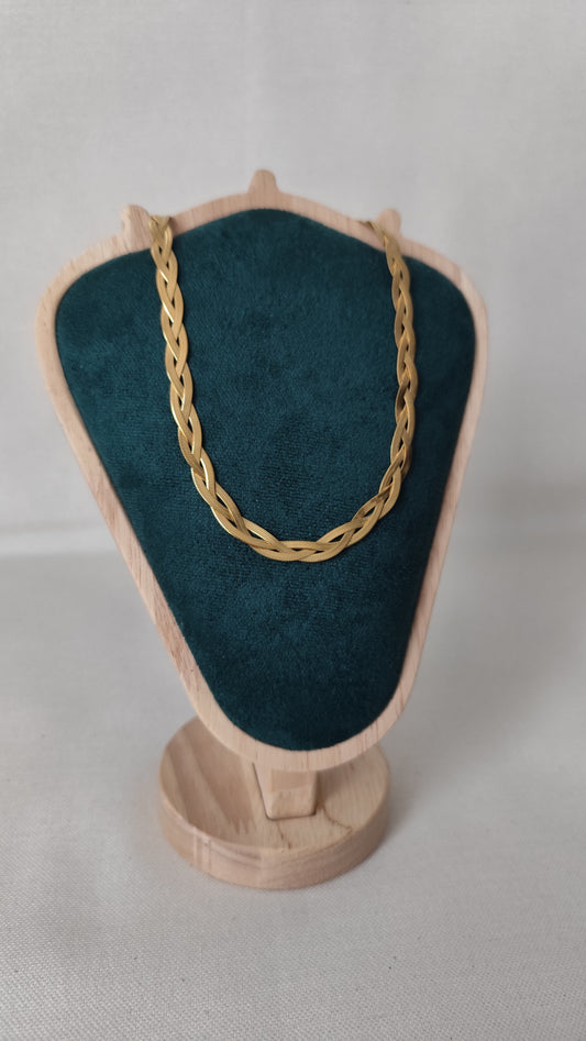 Vanessa Necklace