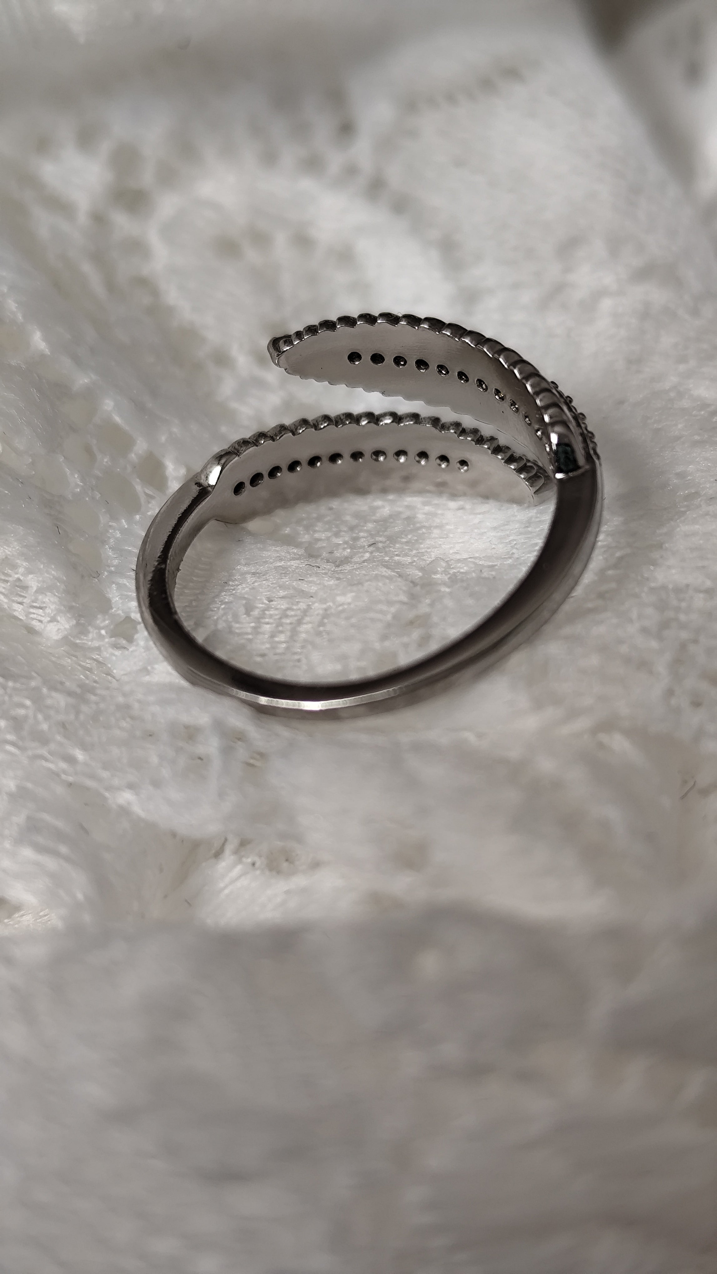 Onesize Leaf Ring