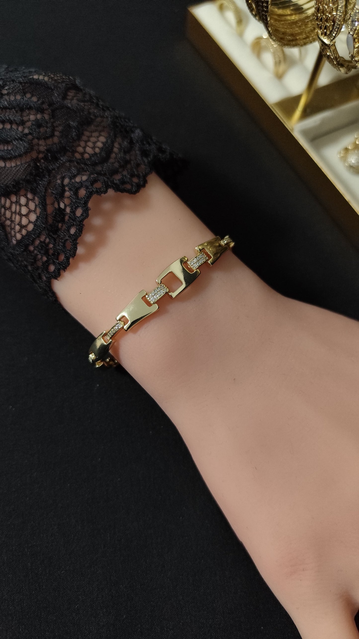 Viyana Bracelet