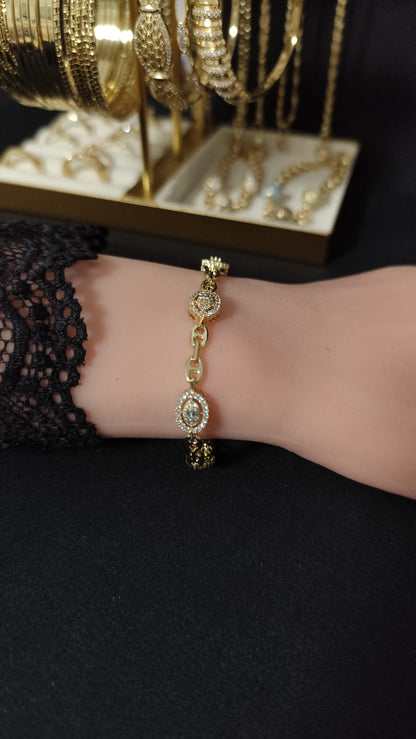 Queen Braclet