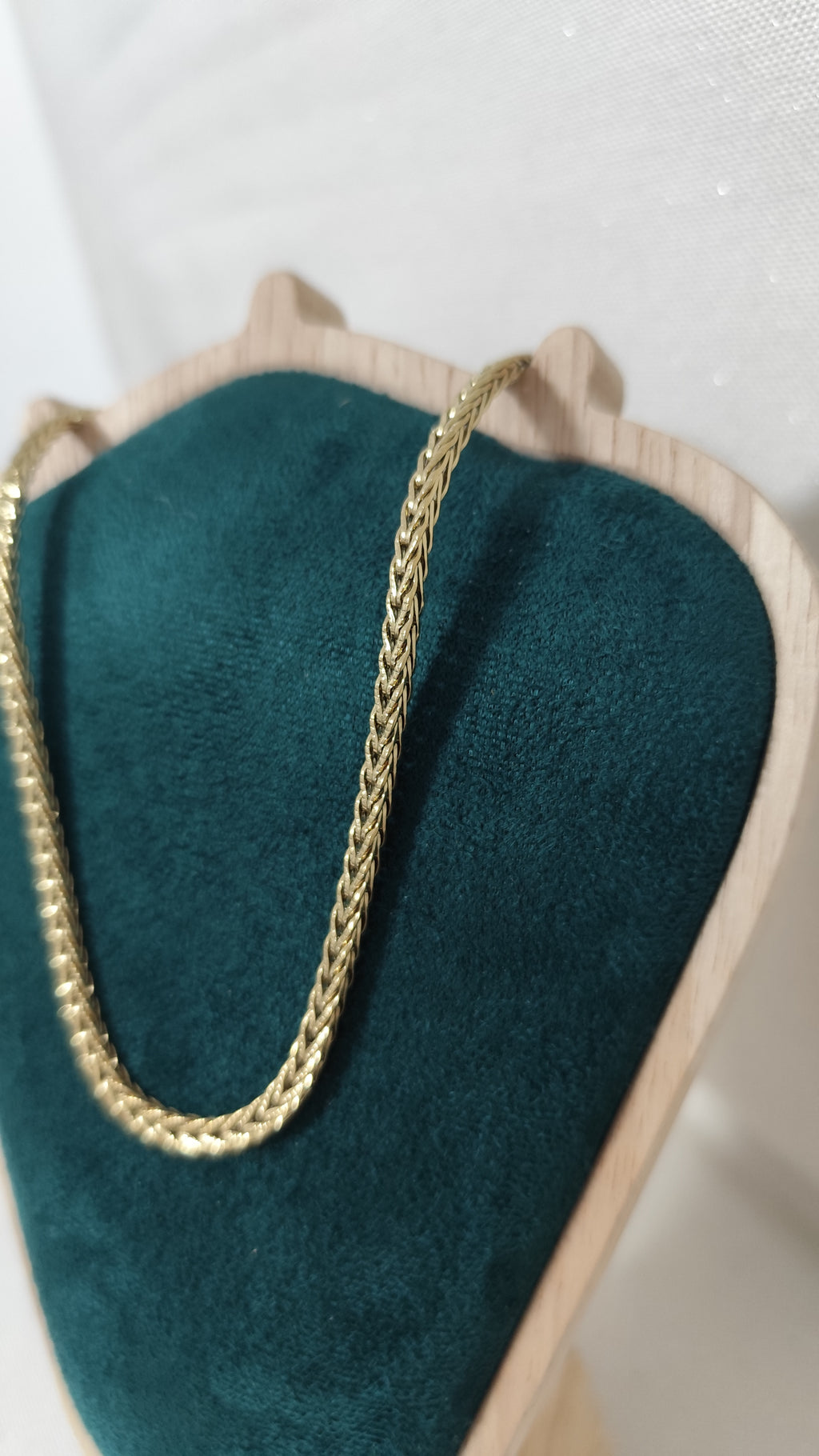 Bella Necklace