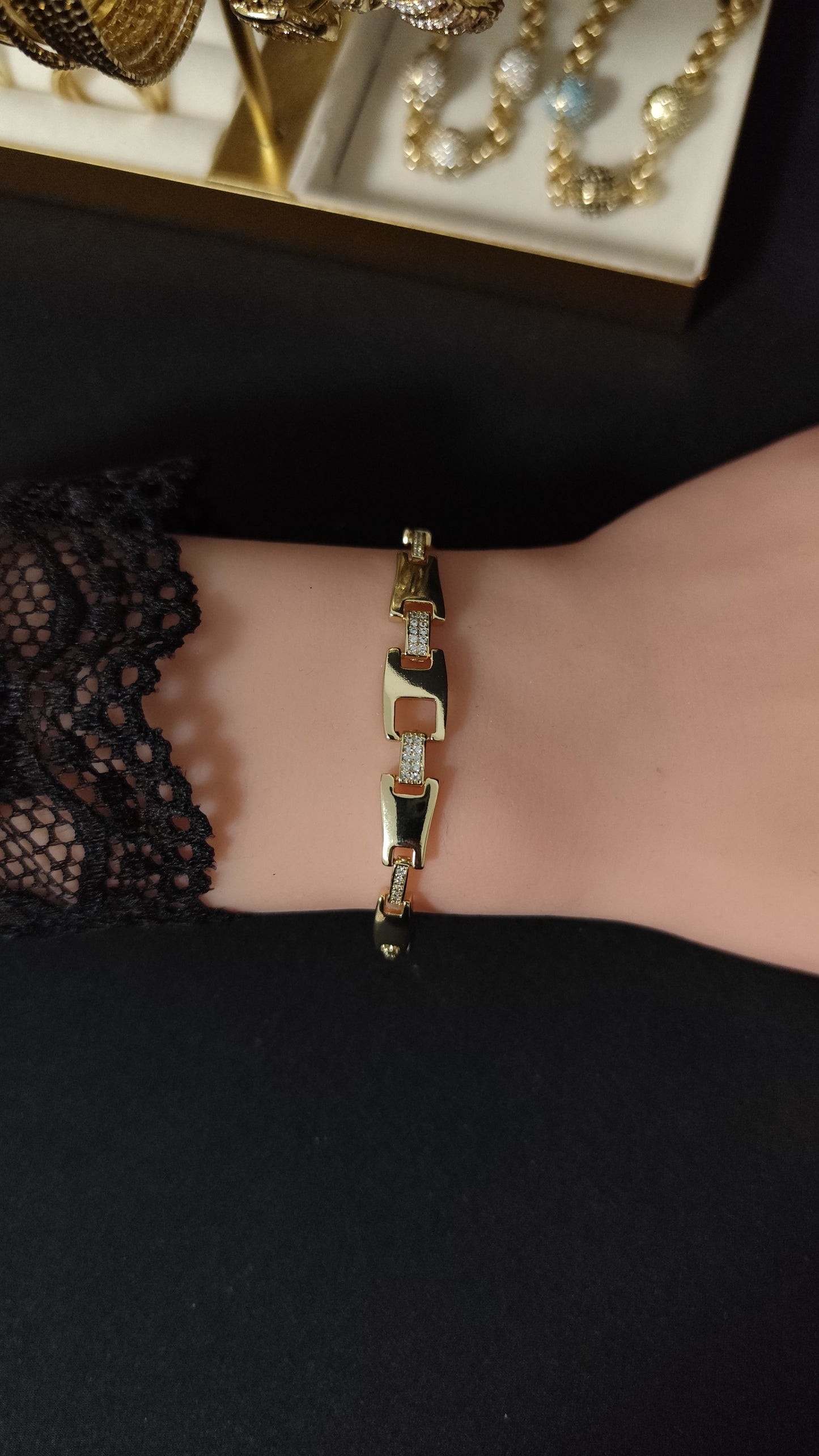 Viyana Bracelet