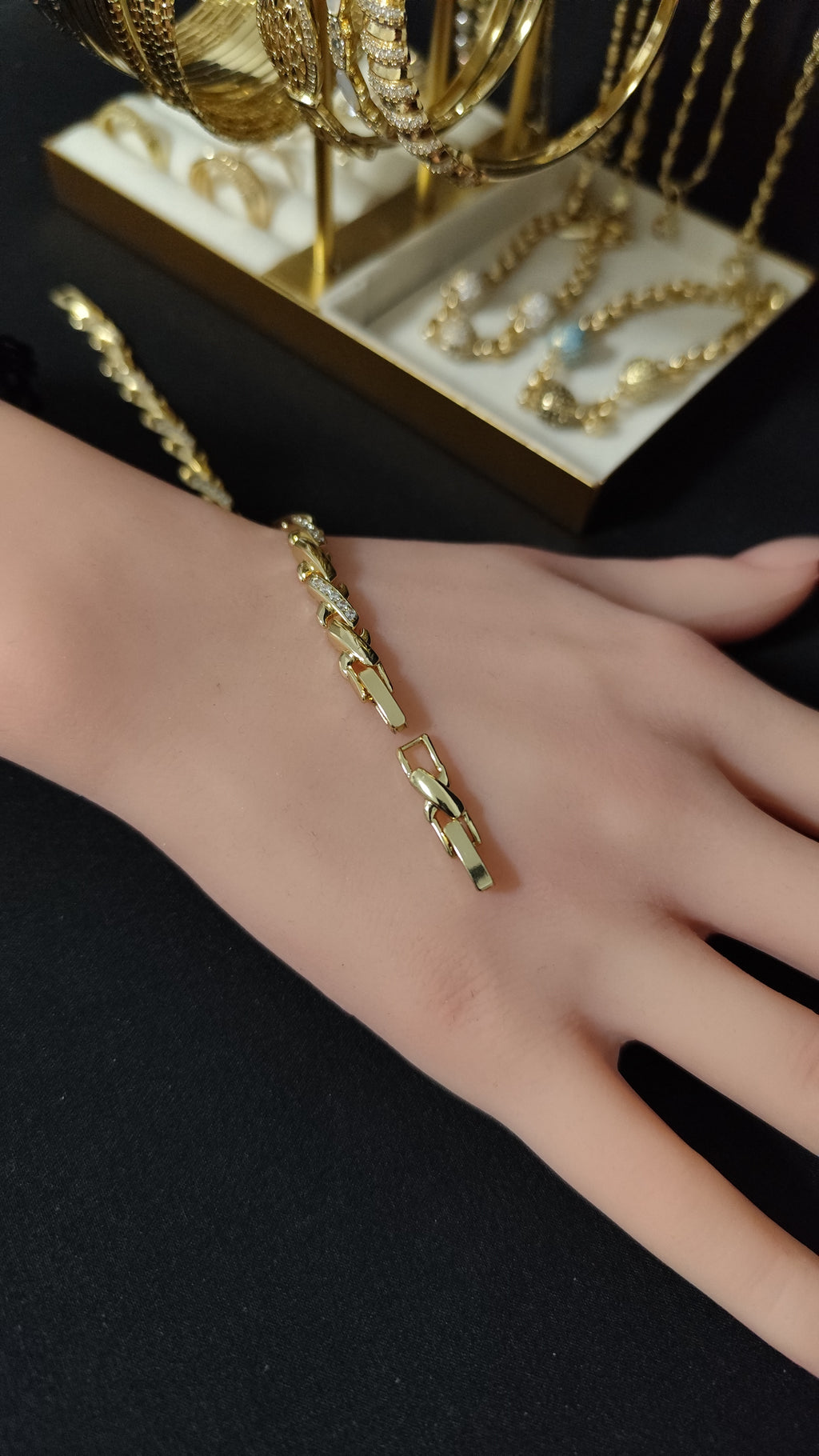 Victoria Bracelet