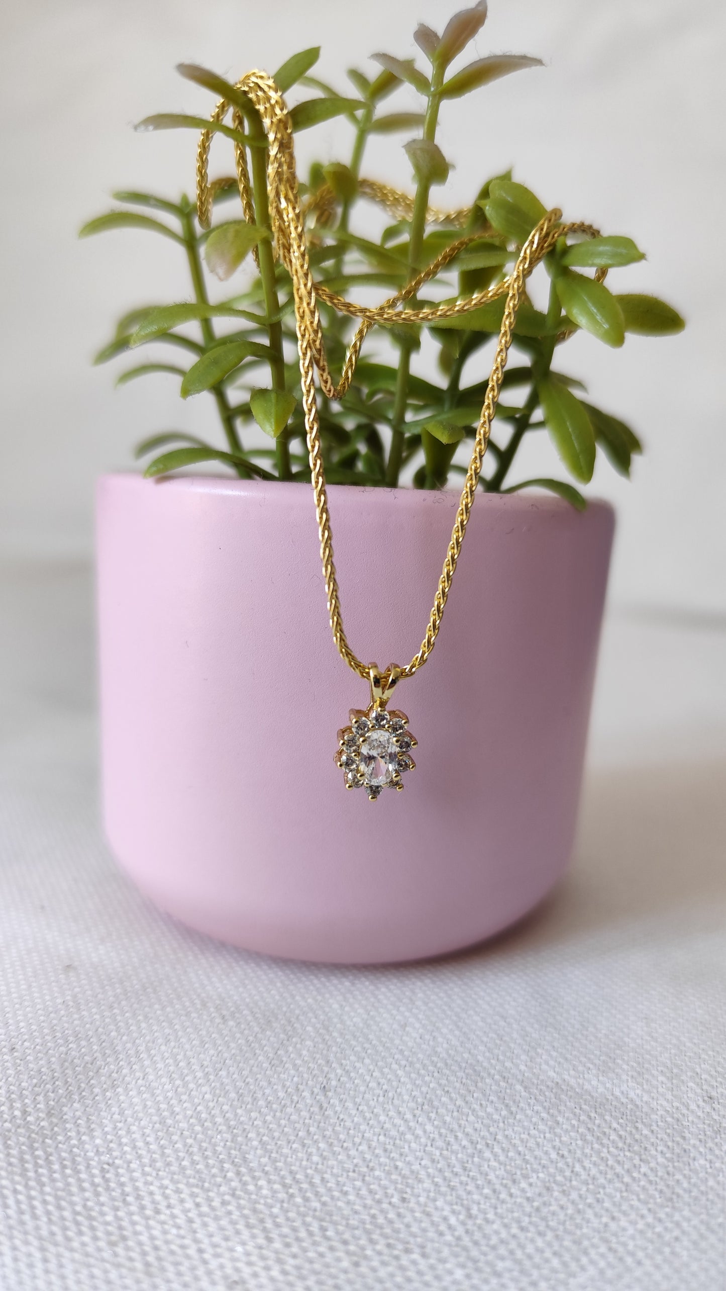 Betty Pendant