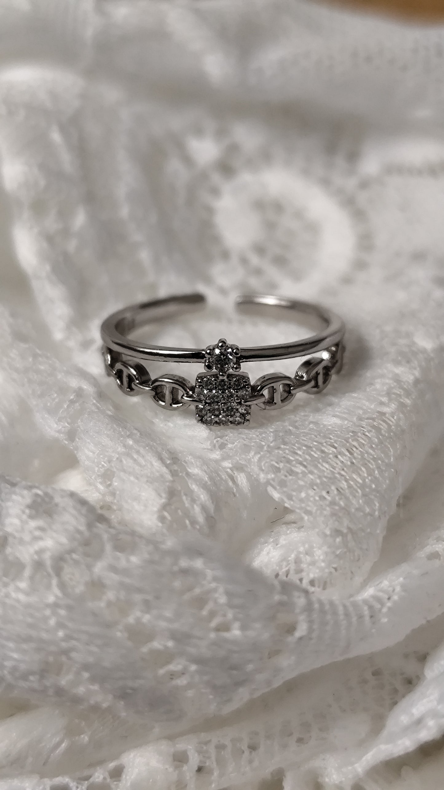 Sissy Ring