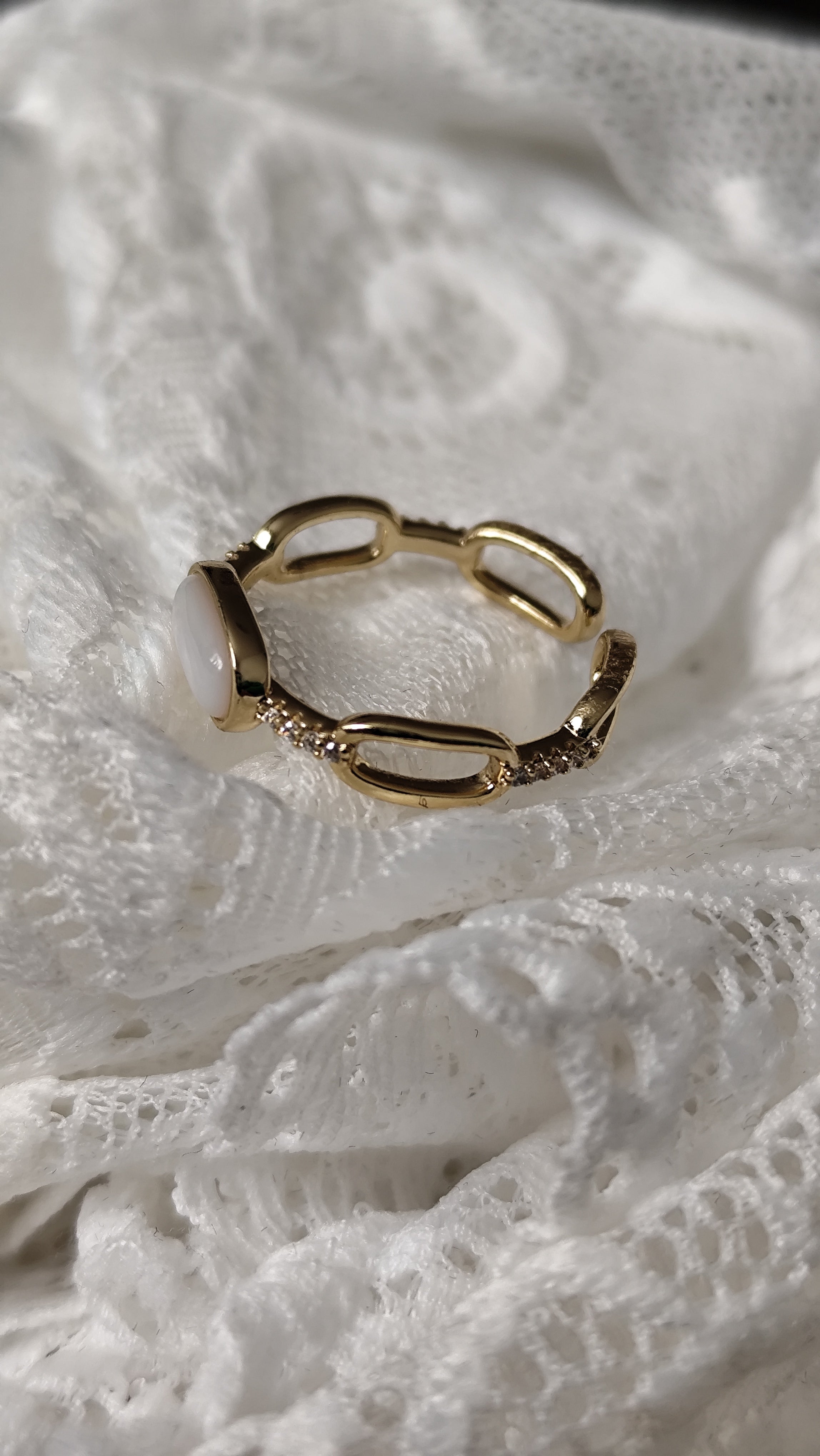 Onesize White Stone Ring