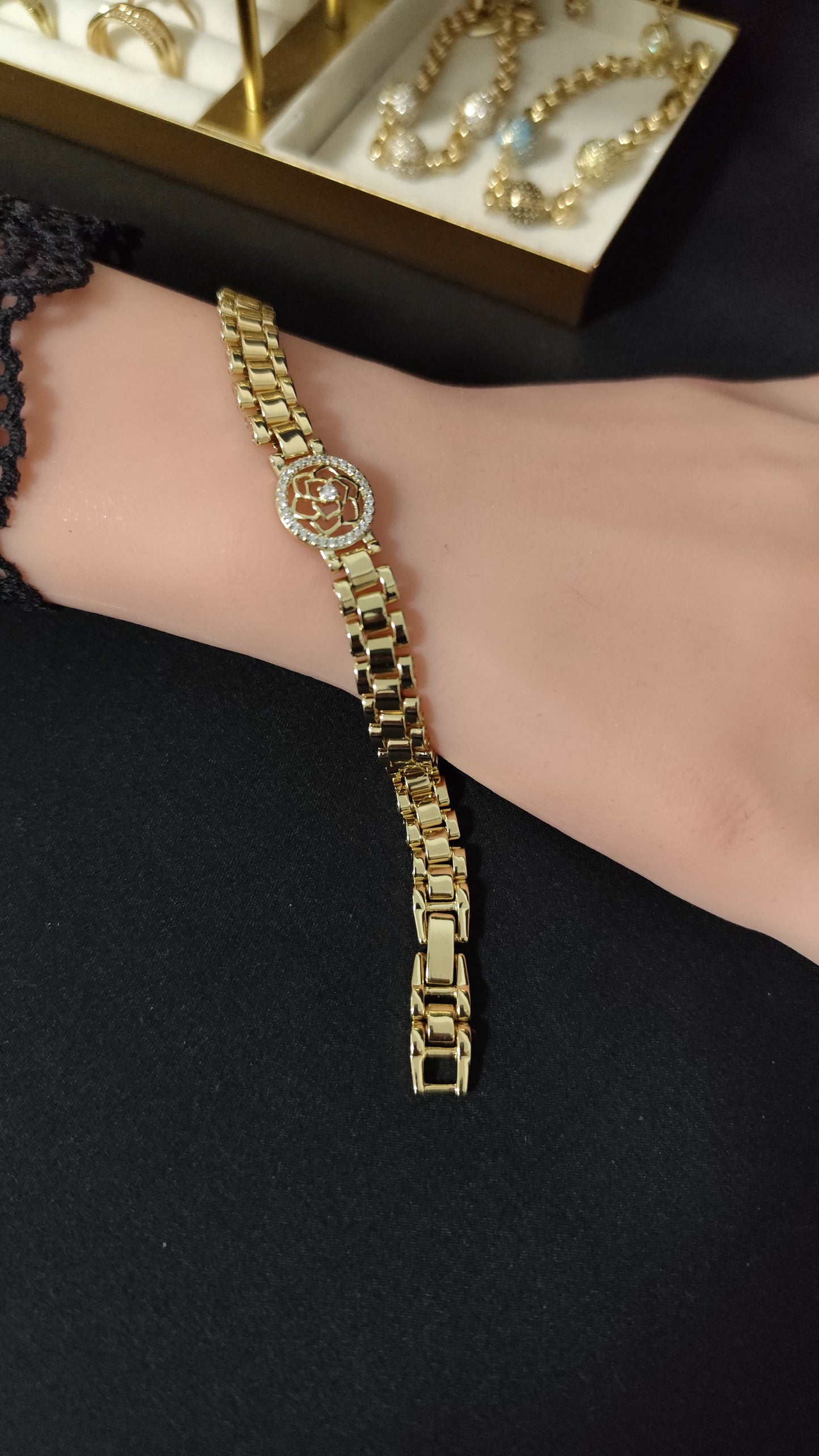 Rose Bracelet