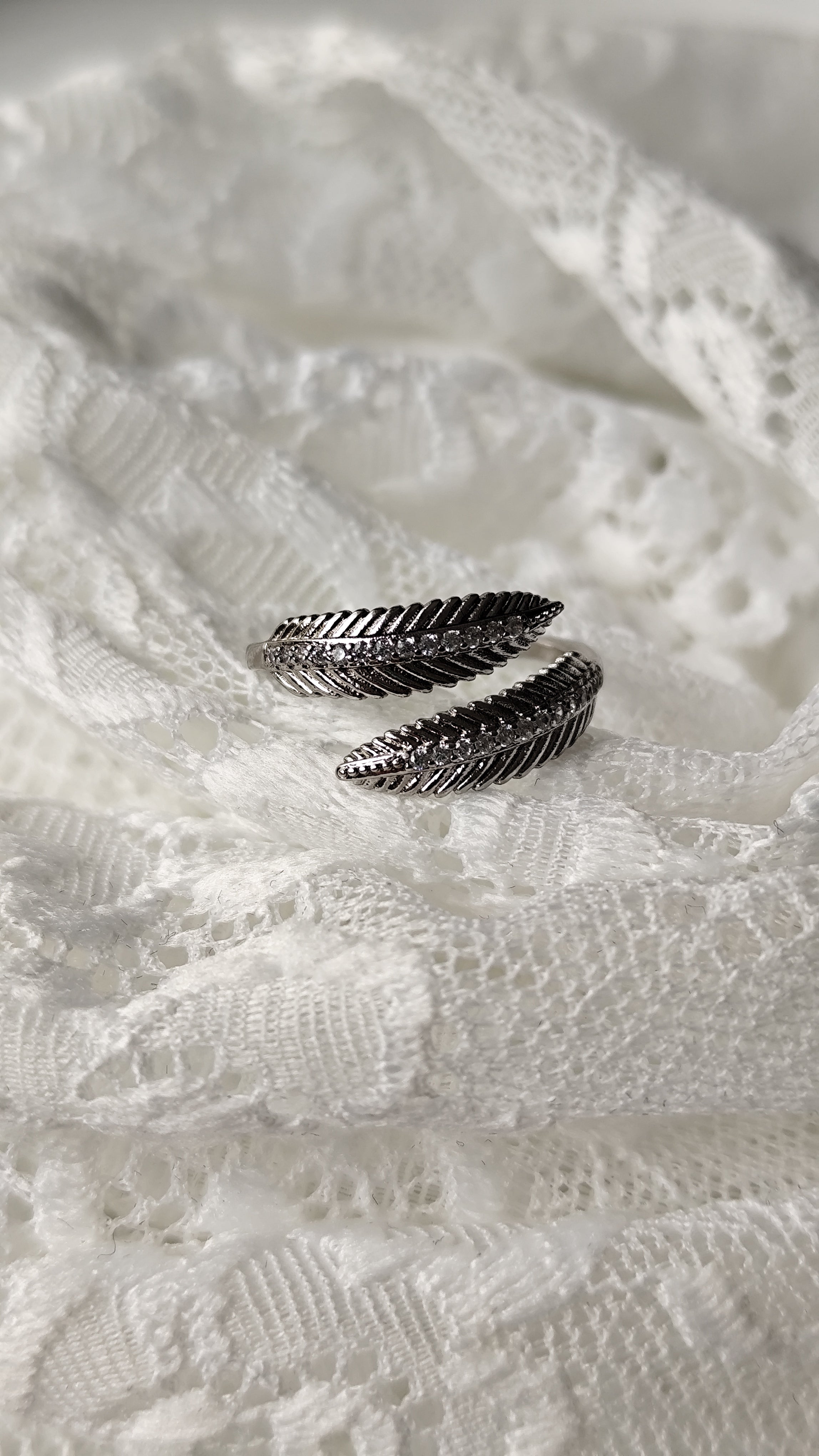 Onesize Leaf Ring