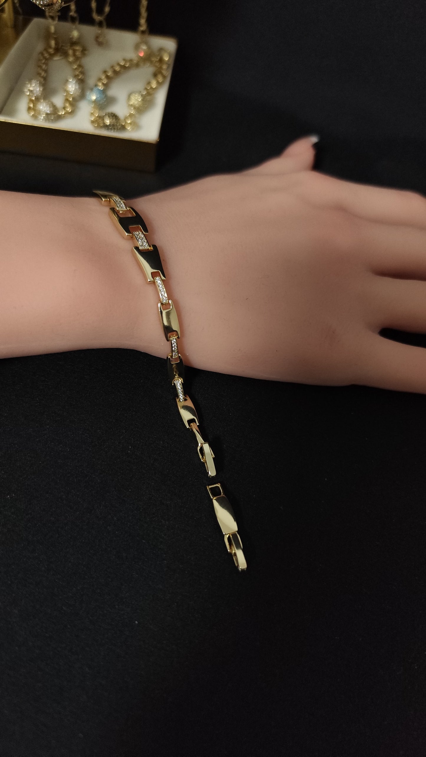Viyana Bracelet